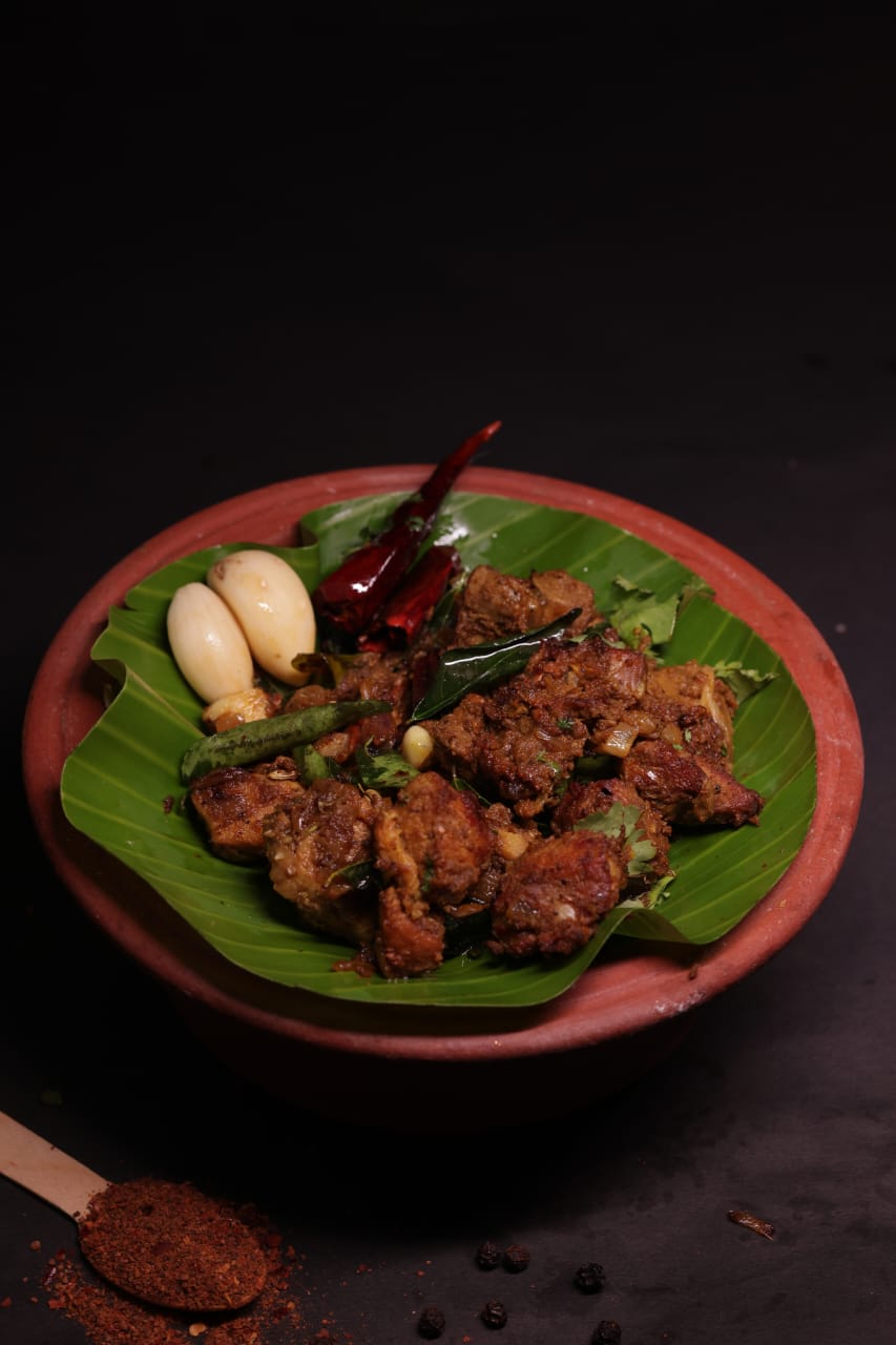 A Famous South Indian Dish called Chicken Gramathu Varuval